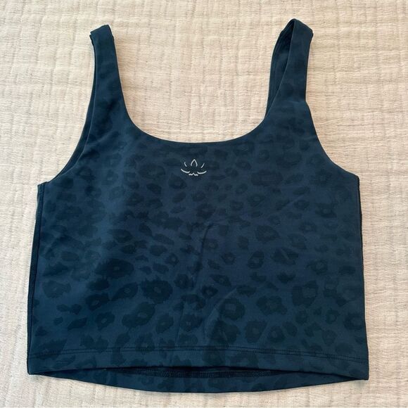 BEYOND YOGA Size Small Cropped Tank Top Blue/teal Animal Print Leopard - Picture 2 of 7